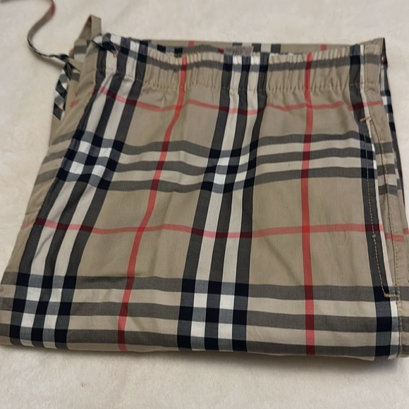 Burberry body pants 👖 used in good condition - Picture 8 of 13